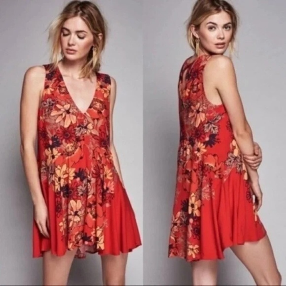 Free People Backyard Party Gauze Printed Tunic Red Floral Small